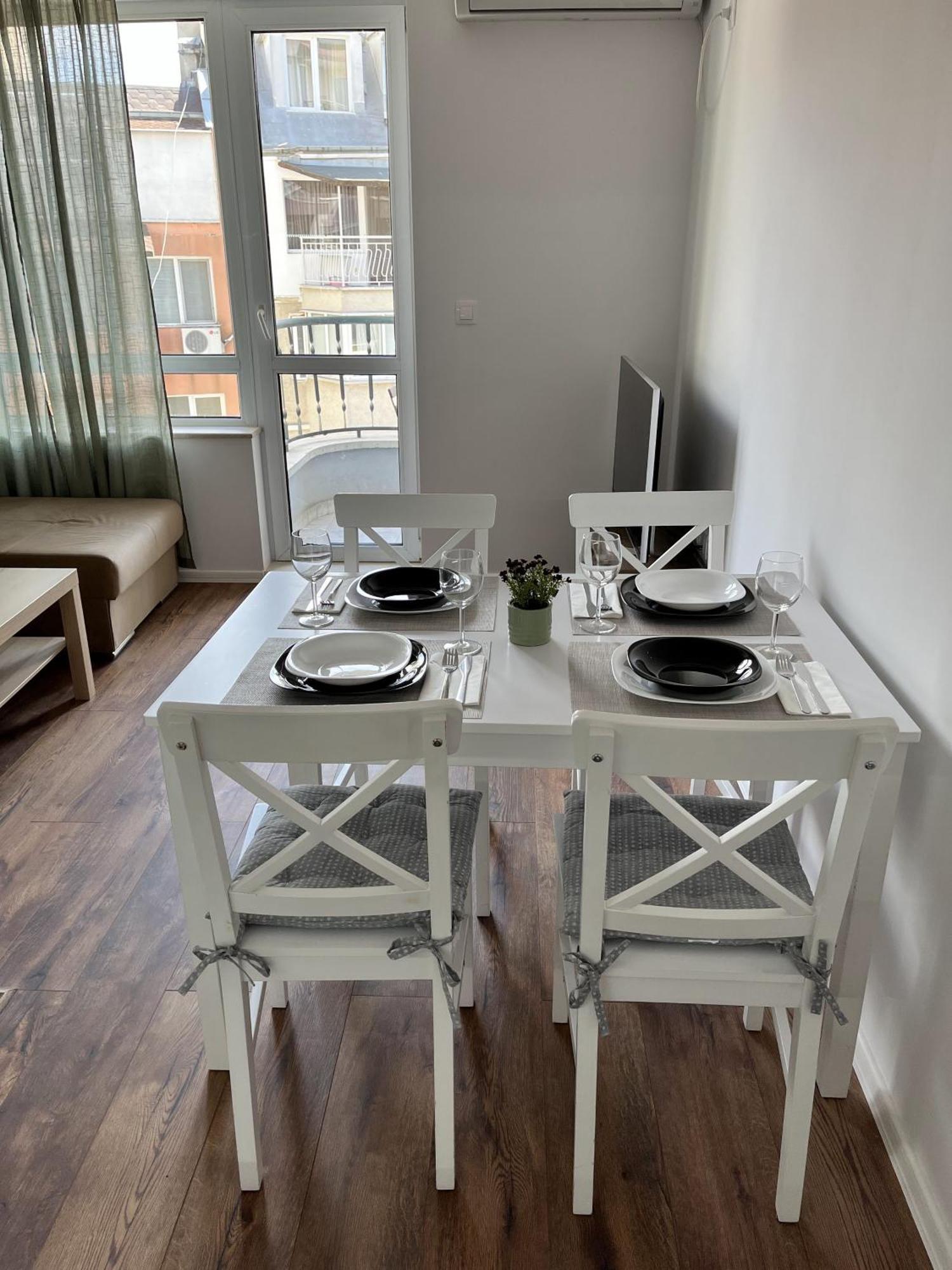 Central Cosy, Fully Renovated 2Bd Near The Cathedral Varna Buitenkant foto