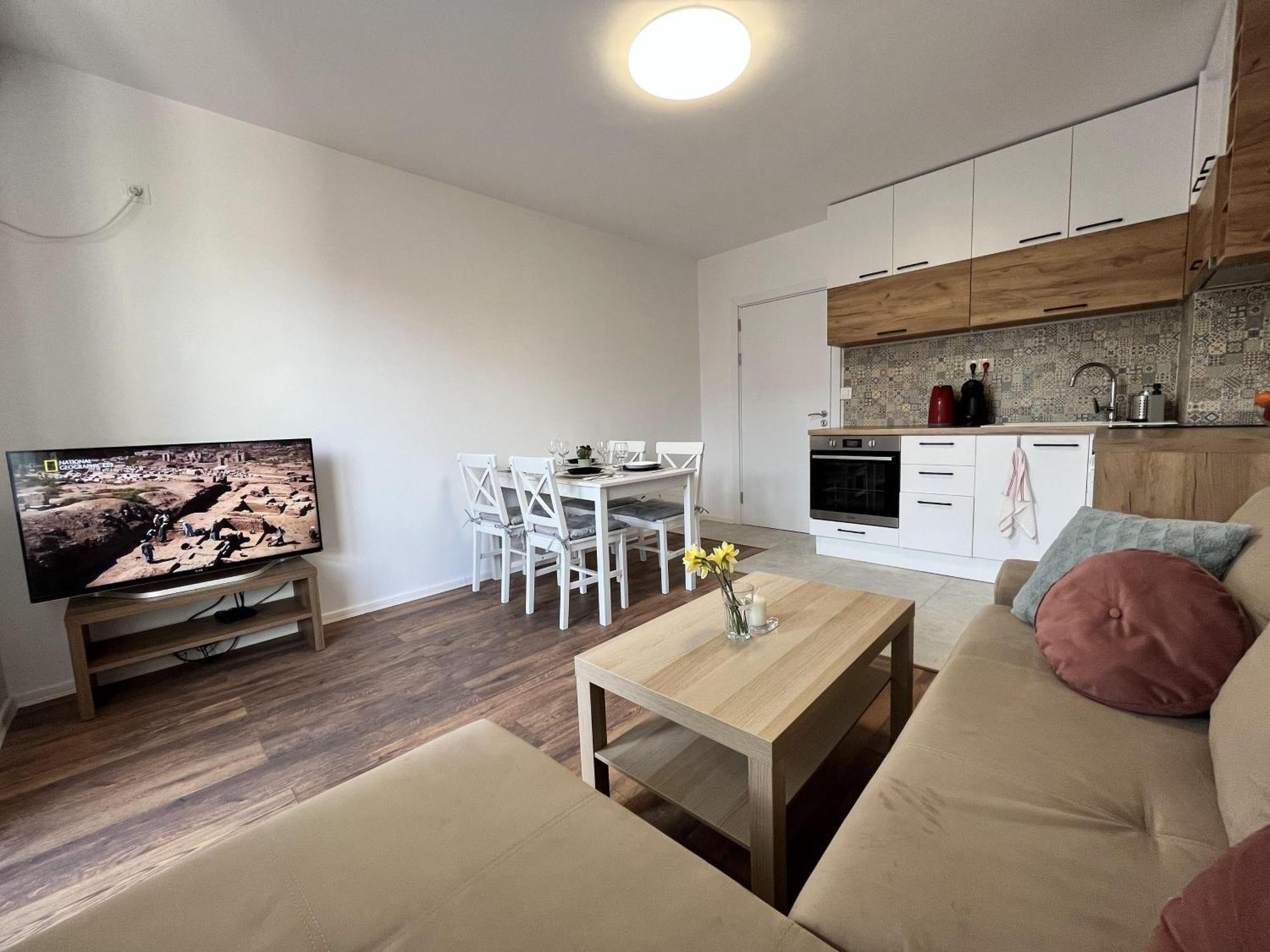 Central Cosy, Fully Renovated 2Bd Near The Cathedral Varna Buitenkant foto